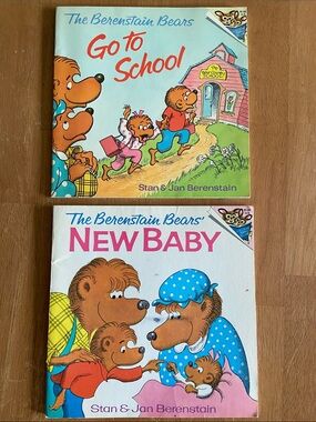 2 CLASSIC Vintage 70s 1970s Berenstain Bears Bear book Go to School & New Baby